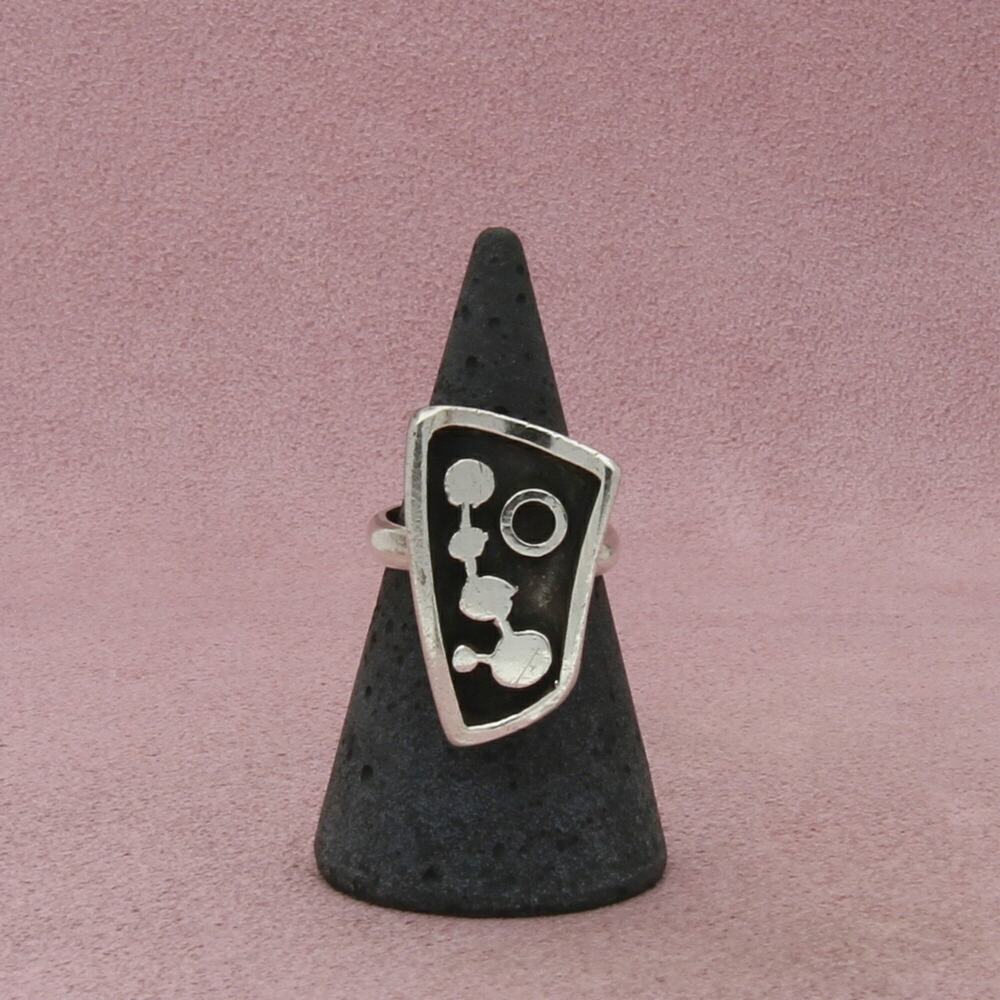 sterling silver vintage artisan crafted brutalist ring size 5.5